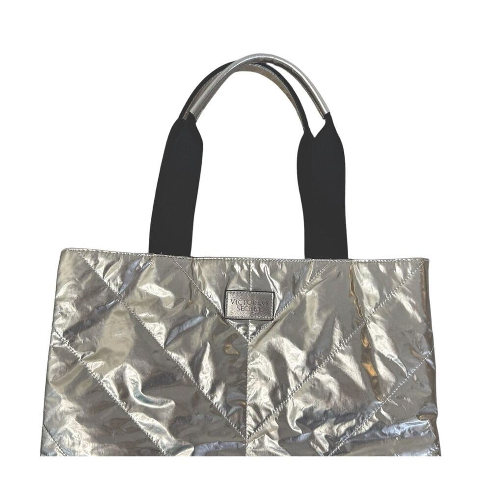 VICTORIA’S SECRET Rose Gold Metallic Quilted Puffer Tote Shoulder Bag Purse - Picture 4 of 12